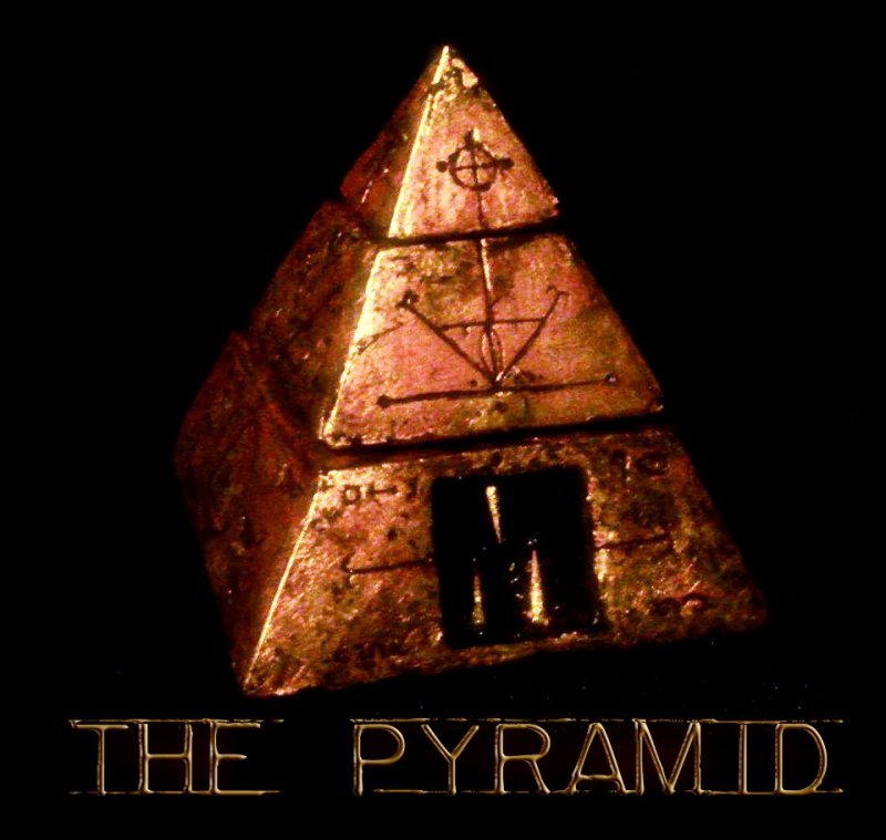 Nieuwe clip 'The Pyramid' vraagt om wapengeweld