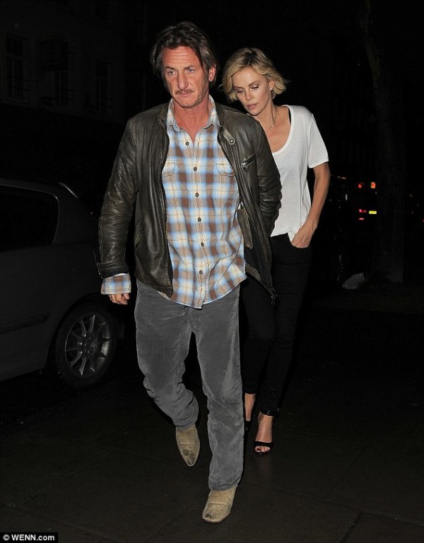 Sean Penn en Charlize Theron genieten van avondje uit