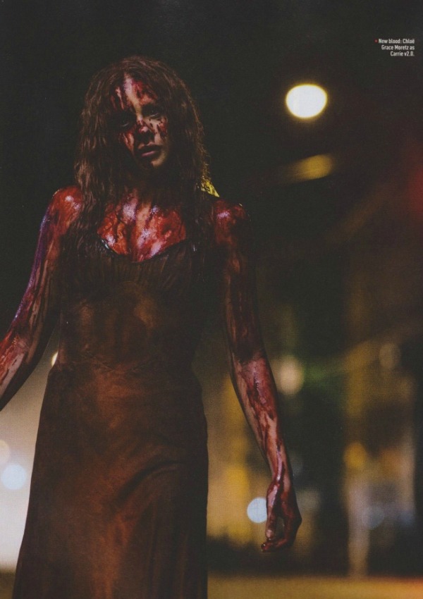 Bloederige foto van Chloe Moretz in 'Carrie'