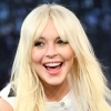 De opmerkelijke reden waarom Lindsay Lohan weigerde Charlie Sheen te zoenen
