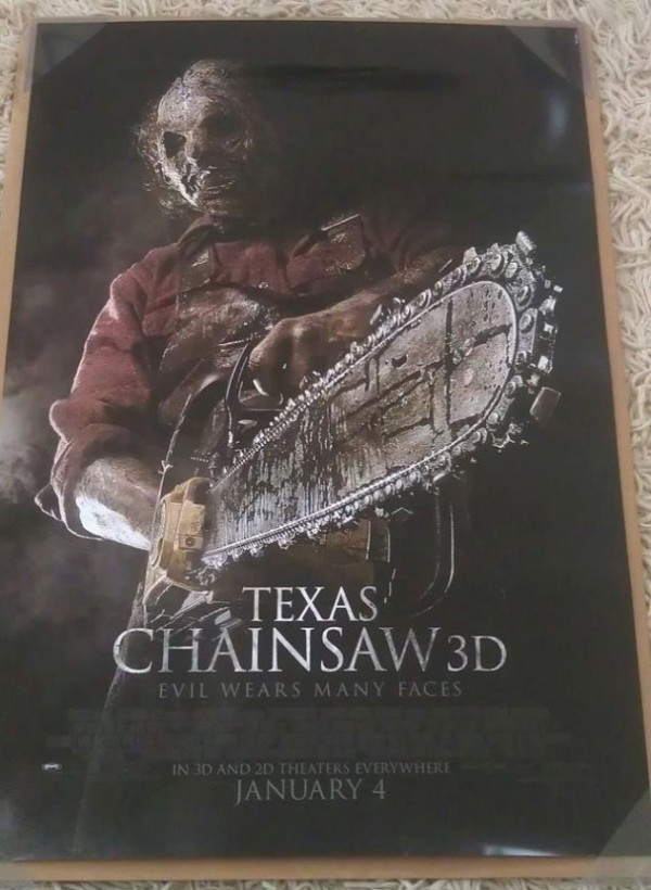 Nieuwe poster horrorfilm 'Texas Chainsaw 3D'
