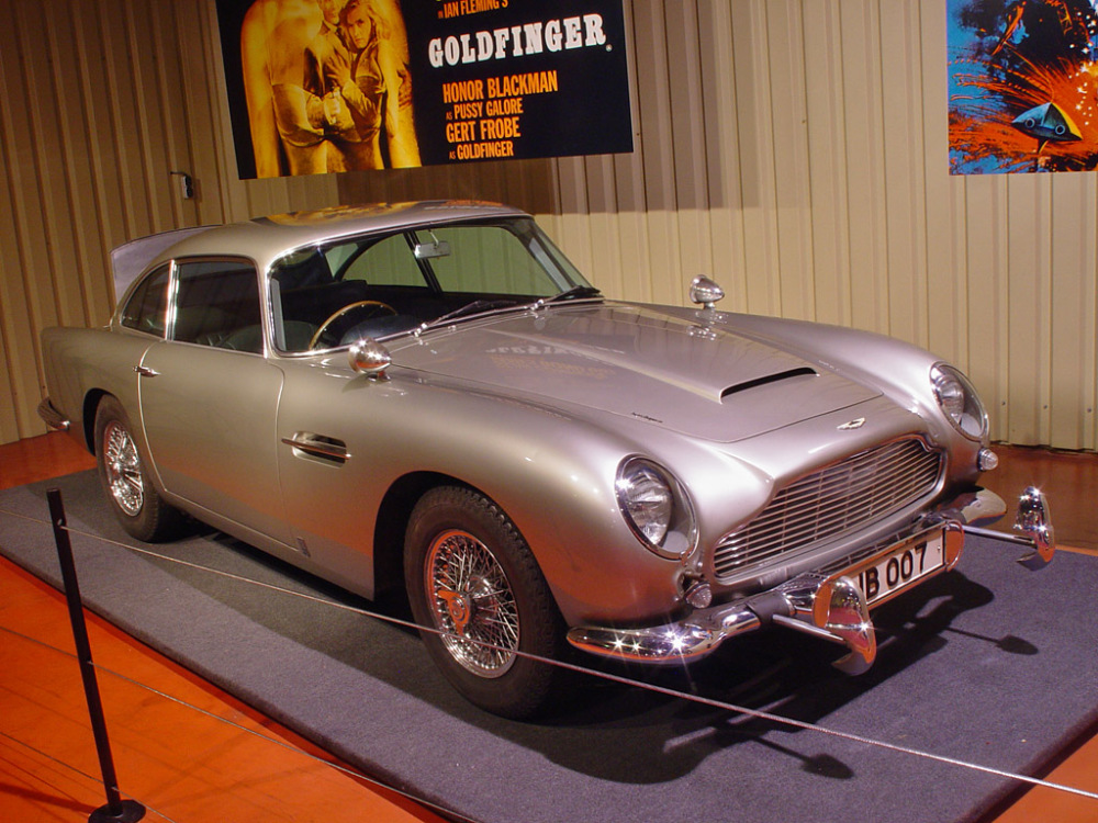 Aston Martin van James Bond wordt geveild
