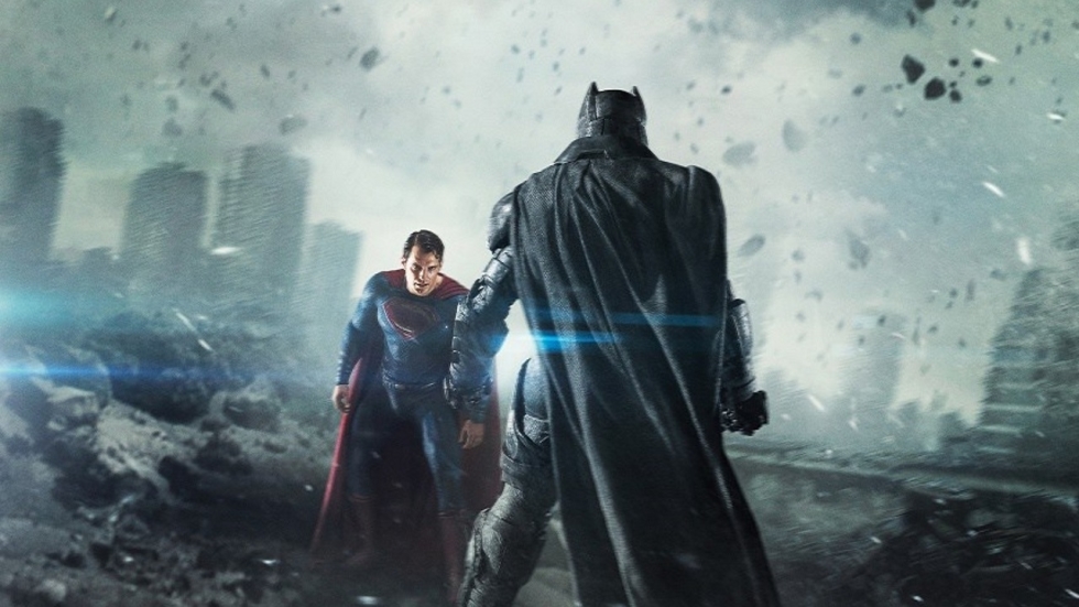 Batman en Superman vechten in nieuwe clip 'Dawn of Justice'