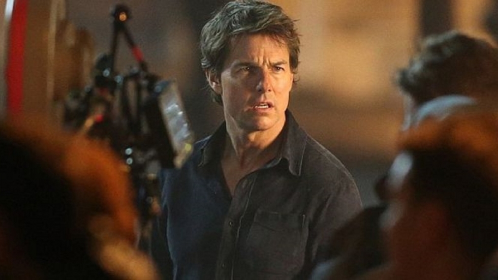 Tom Cruise en Annabelle Wallis op nieuwe setfoto's 'The Mummy'