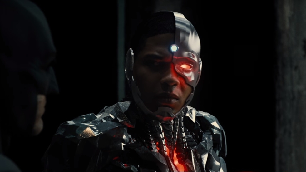 Justice League-held Cyborg in 'The Flash' [UPDATE]