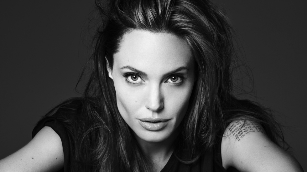 Angelina Jolie in gesprek voor hoofdrol in 'Shoot Like a Girl'