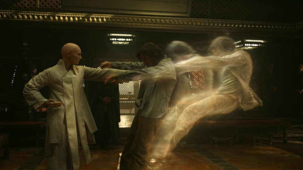 Drie eerste clips Marvels 'Doctor Strange'