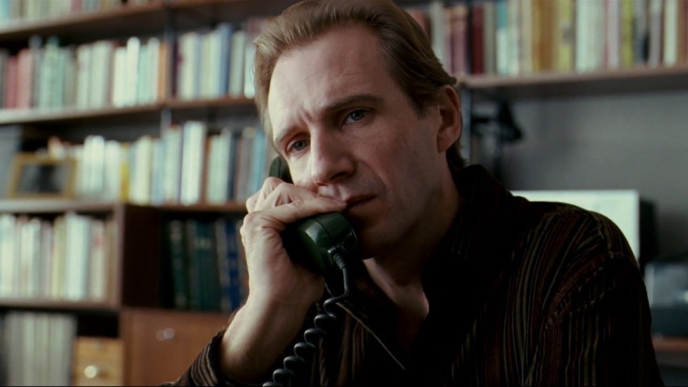 Ralph Fiennes regisseert biopic 'The White Crow'