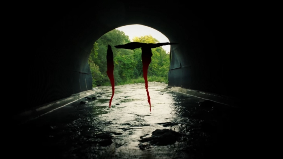 Teaser en creepy foto's 'IT'!