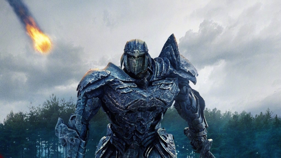 Chaos in laatste trailer 'Transformers: The Last Knight'!
