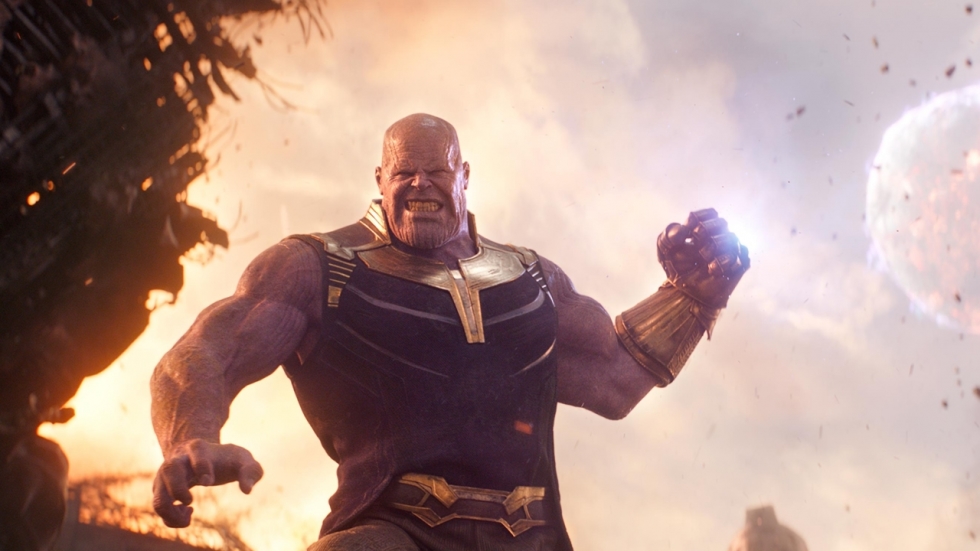 Thanos gooit maan op 'Avengers: Infinity War' foto's en veel details onthuld!