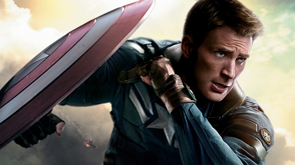 Chris Evans viert 100 jaar Captain America!
