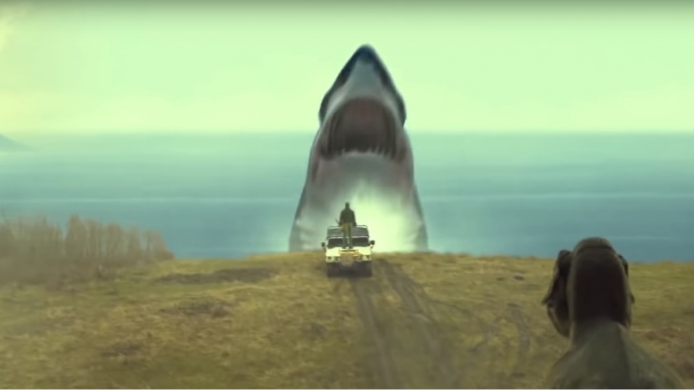 Trailer 'The Last Sharknado': T-Rex, Meg en veel bizarre onzin!