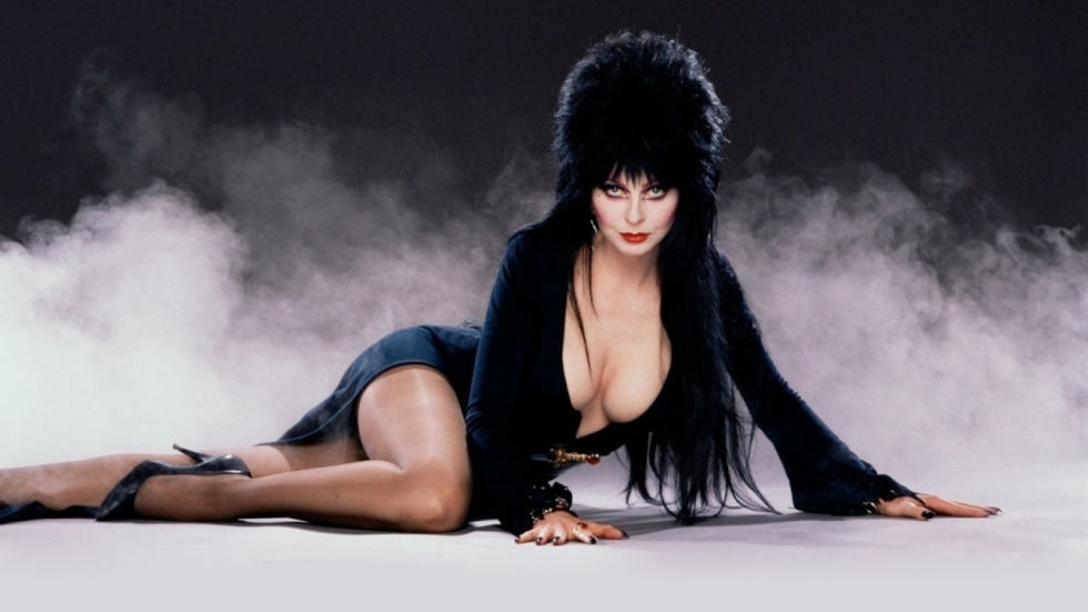 Nieuwe film Elvira, Mistress of the Dark?