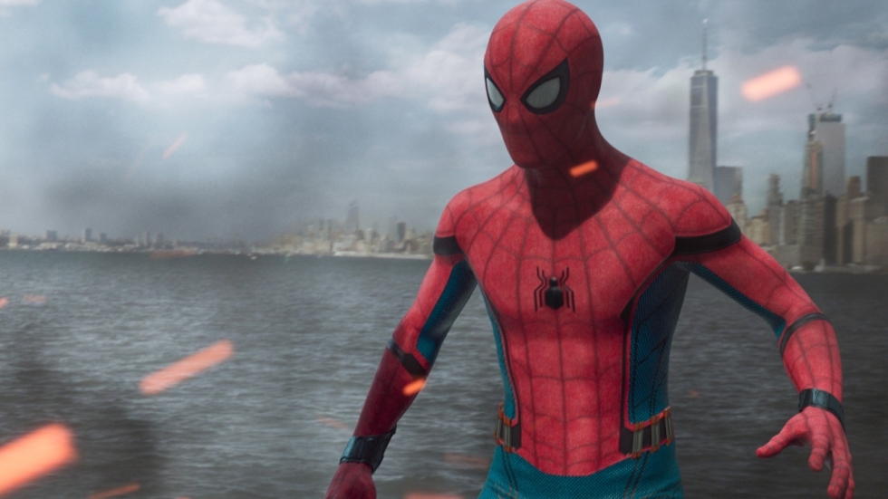 Nieuwe foto's 'Spider-Man: Far From Home' tonen Spider-Man geheel in het zwart en meer!