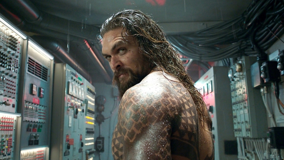 Jason Momoa (Aquaman) deelt video waarin hij een Harley Davidson bouwt