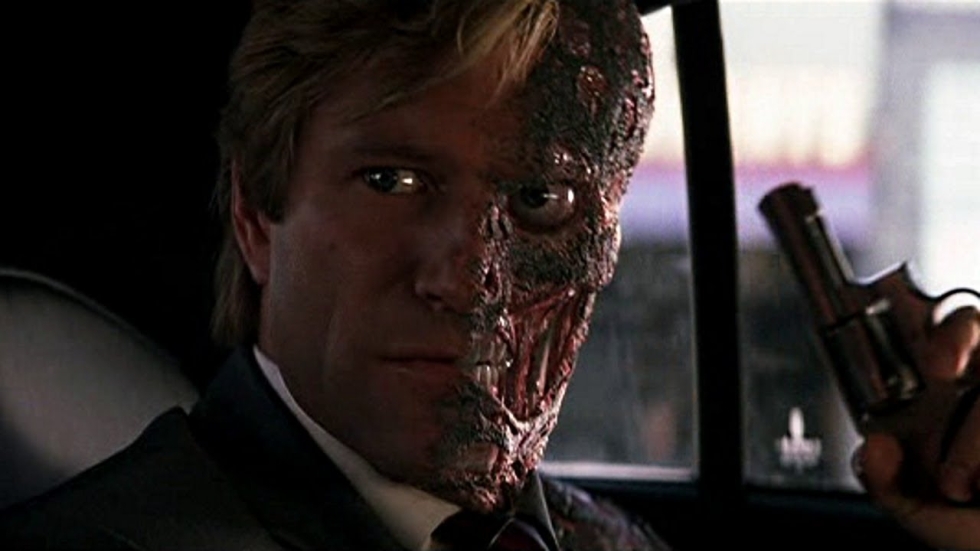 Two-Face de derde schurk in 'The Batman'?