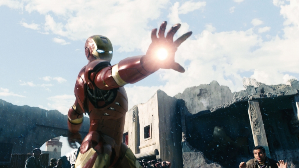 Alternatieve cameo Nick Fury uit 'Iron Man' hint naar Spider-Man en X-Men