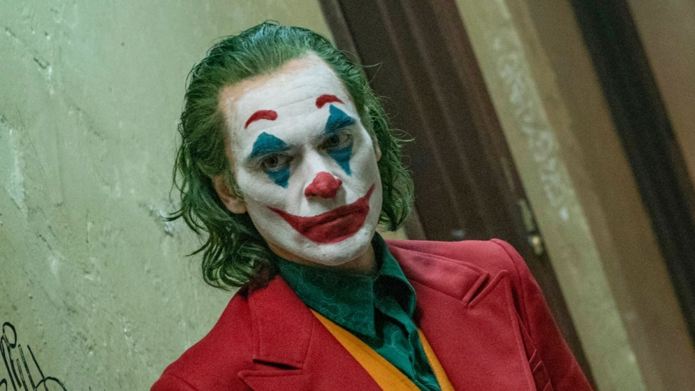 Waarschuwingsposter 'Joker' en opvallende clip met Joaquin Phoenix
