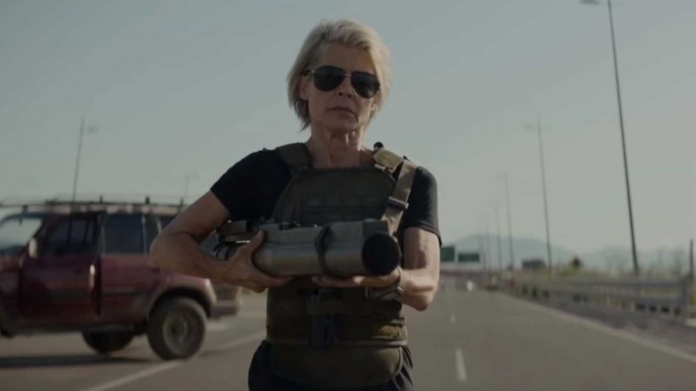 Linda Hamilton met een nepkont in 'Terminator: Dark Fate'!?