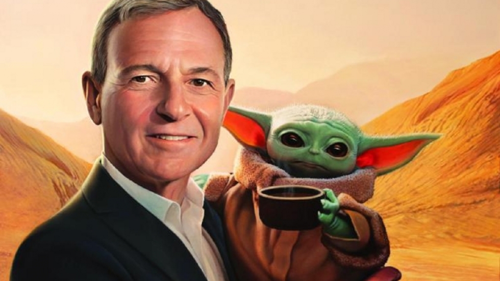Disney-kopman Bob Iger viert titel 'Zakenman 2019' met Baby Yoda!