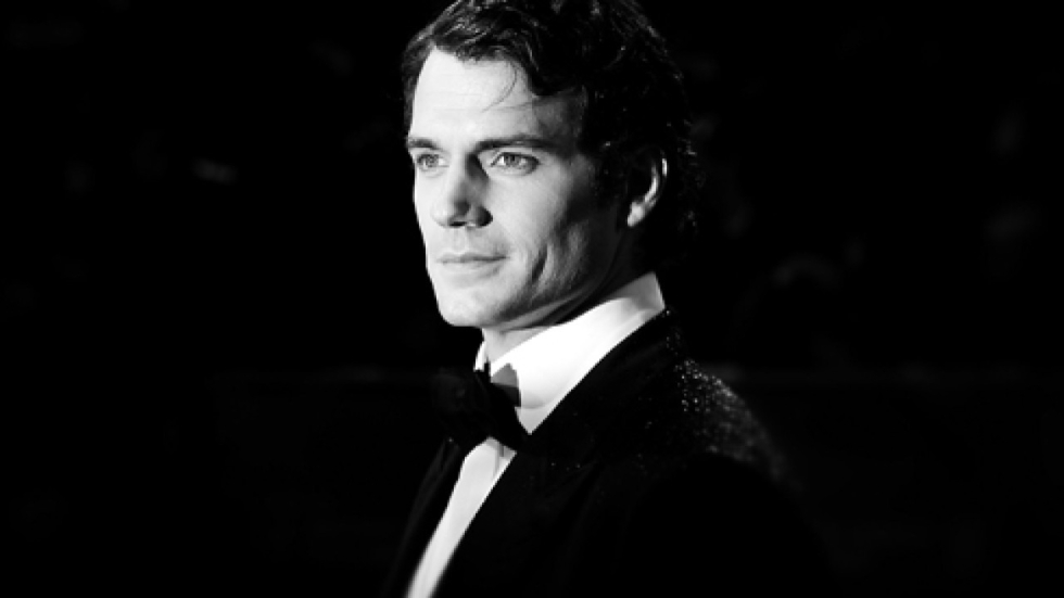 Henry Cavill stelt zichzelf kandidaat voor James Bond!