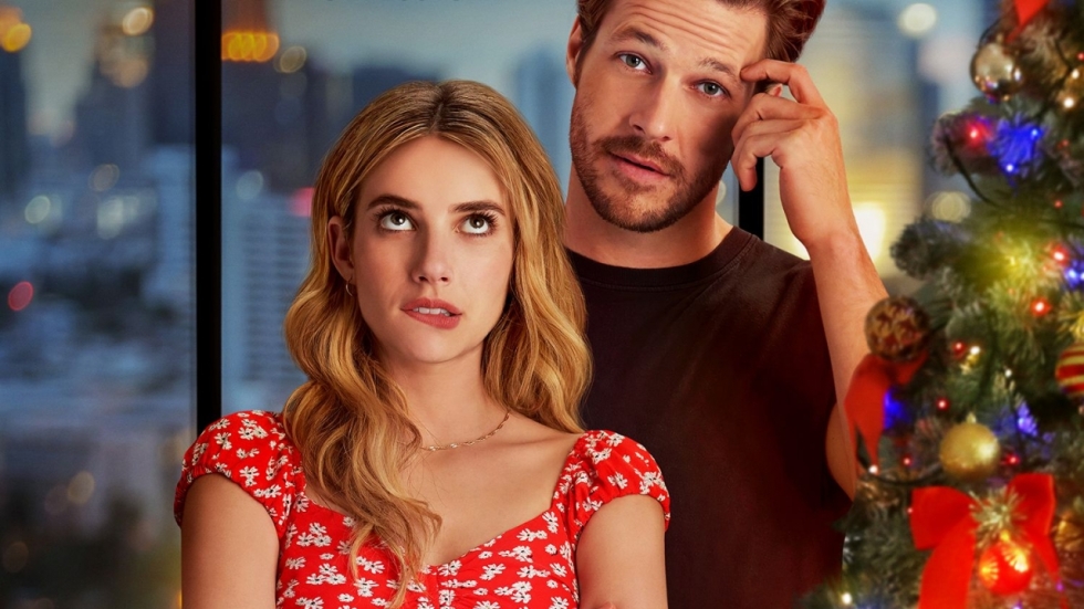 Emma Roberts haat de feestdagen in trailer Netflix-romkom 'Holidate'