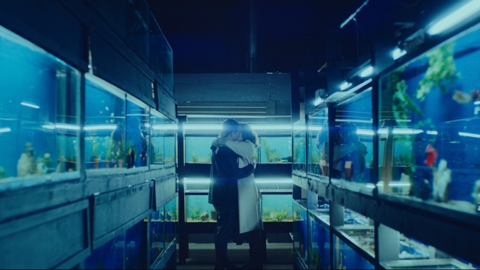 Schokkend actueel: trailer 'Little Fish' met killervirus