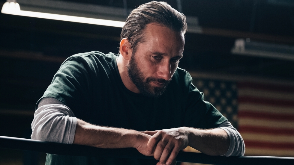 Intense en duistere trailer 'Sons of Philadelphia' met Matthias Schoenaerts