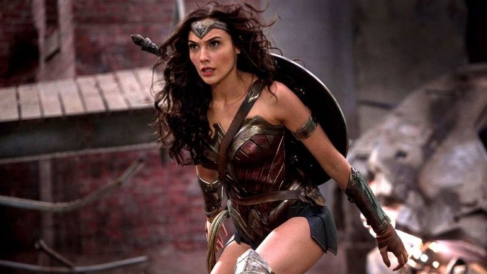 Gal Gadot in eerste Wonder Woman-kostuum op Insta-foto
