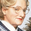 De kindjes uit 'Mrs. Doubtfire' na ruim 30 jaar herenigd op schattige foto