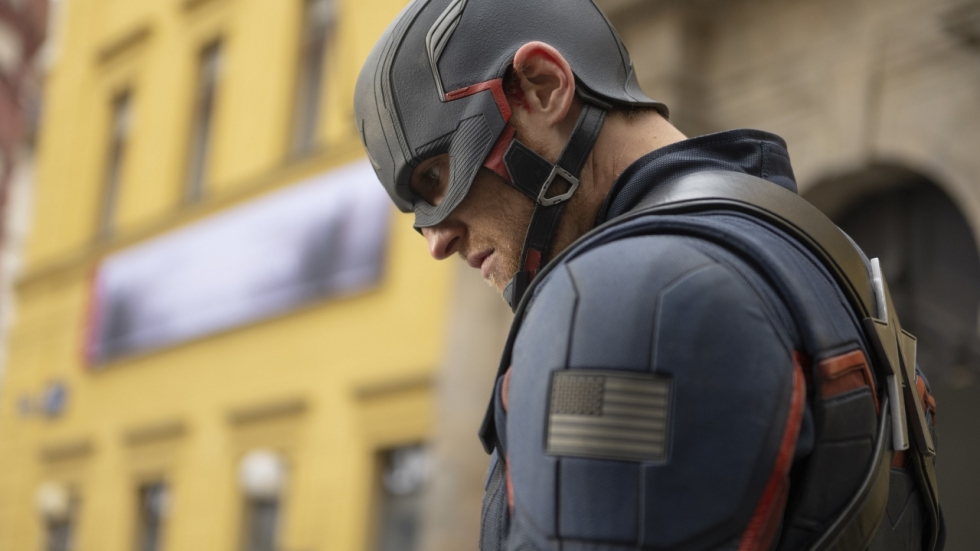 De nieuwe Captain America begaat een gigantische fout en meer in 'The Falcon and the Winter Soldier'