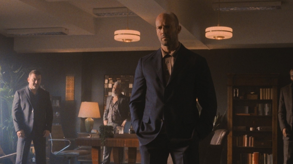 Jason Statham zint op wraak in keiharde R-rated 'Wrath of Man'-trailer
