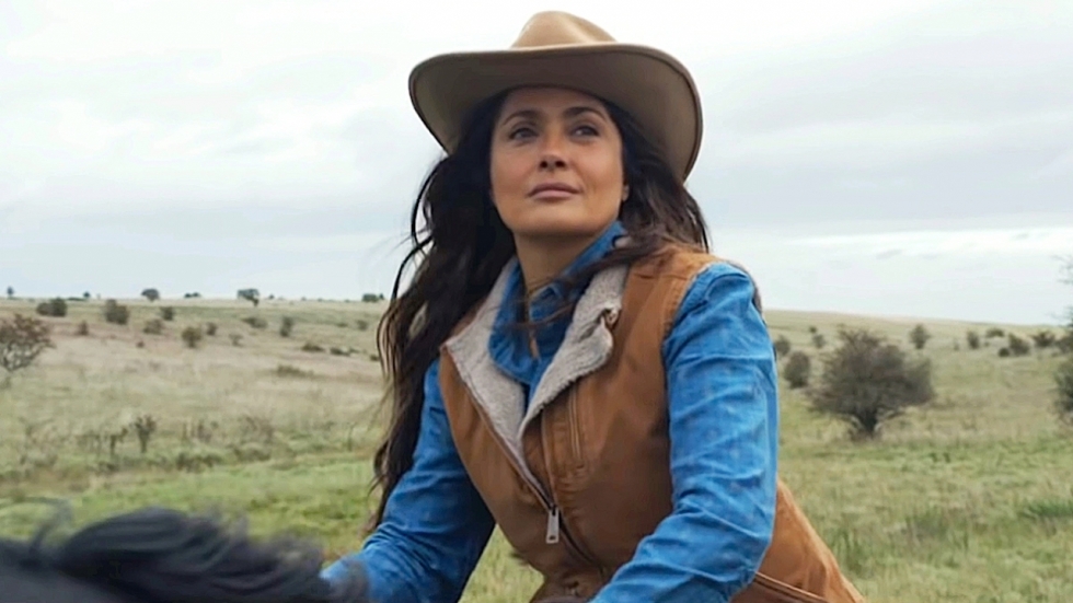 Corona kostte Salma Hayek bijna het leven: "Ik was bijna dood"