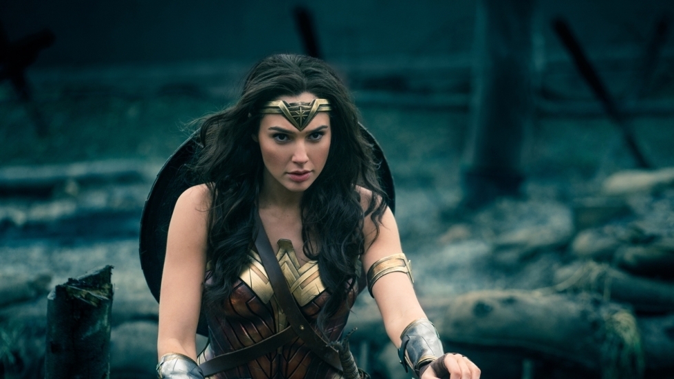 Wonder Woman met het Batman-masker: Gal Gadot deelt opvallende video