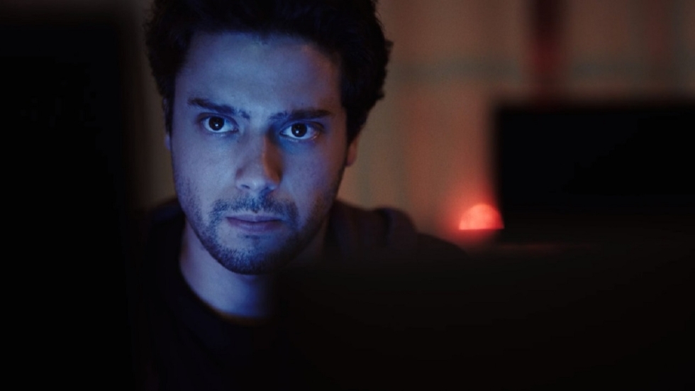 Intense trailer voor veelbelovende psychologische thriller 'Dashcam'