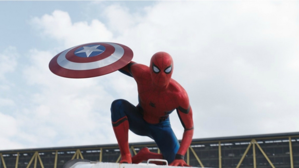 Tom Holland tast in het duister over terugkeer als Spider-Man