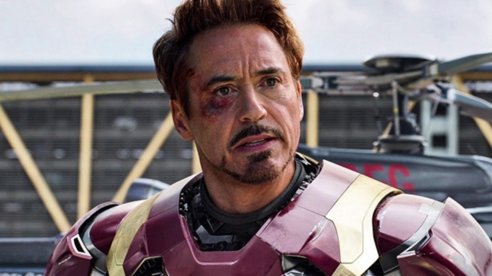 Robert Downey Jr. wordt aan gort geslagen door jonge menigte