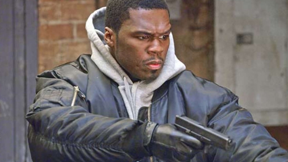 50 Cent zit stoer op een tank op nieuwe foto's 'The Expendables 4'