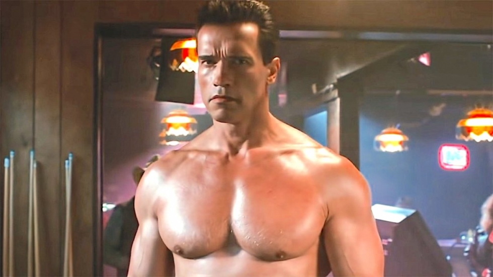 Zoon Arnold Schwarzenegger toont zijn super gespierde lichaam: "Je bent net je vader!"