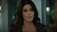 Scream-bedenker hoopt dat Scream 7 Neve Campbell terugbrengt: "Geef haar het geld!"