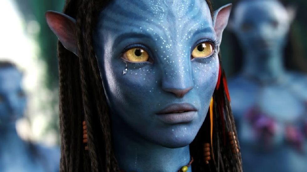 Zoe Saldana snoot drie dozen met tissues vol na het zien van 'Avatar 2'