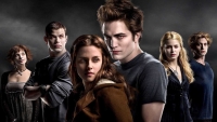 'Twilight'-ster dringt aan op een prequelfilm gebaseerd op een controversieel Cullen-personage