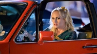 Rebel Wilson gaat terug naar school in trailer nieuwe Netflix-komedie 'Senior Year'