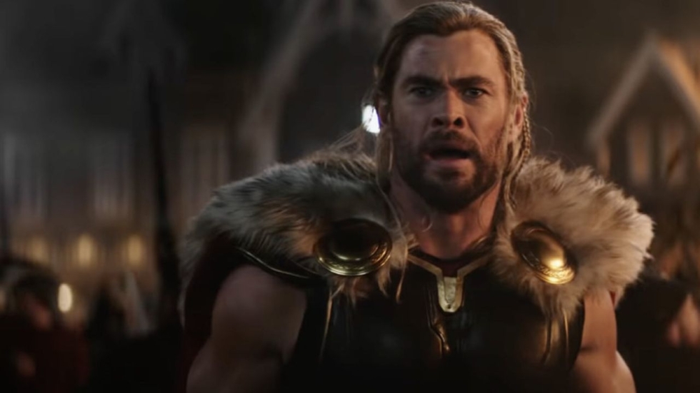 Thor herenigt met Jane Foster in eerste clip van 'Thor: Love and Thunder'