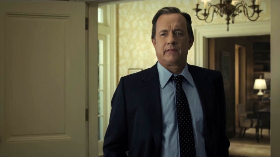 Video: Tom Hanks ongekend woest op fans die zijn vrouw bijna omduwen