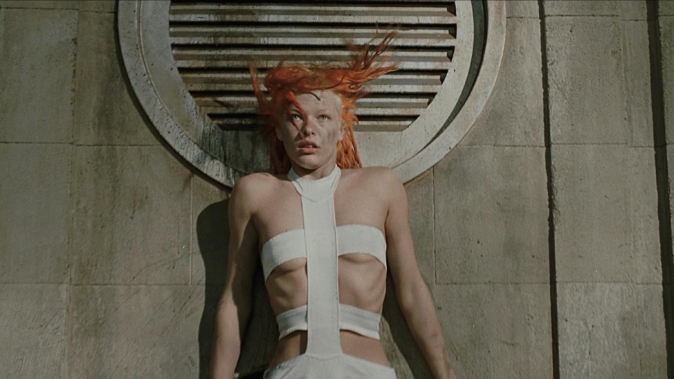 Milla Jovovich uit 'Resident Evil' over bijna naakt zijn in 'The Fifth Element'