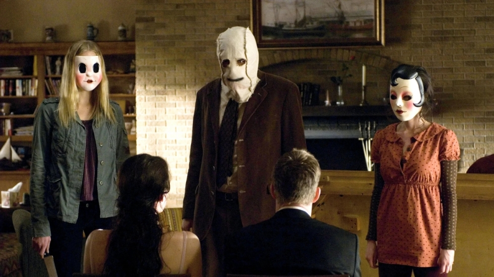 Pakkende filmposter voor de horrordrieluik 'The Strangers Trilogy': alle films in 2024