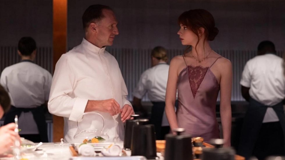 Onverwacht gerecht voor Anya Taylor-Joy in trailer voor thriller 'The Menu'