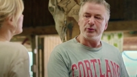 'Respectloze' Alec Baldwin wil western 'Rust', na de dood van cameravrouw, toch afmaken